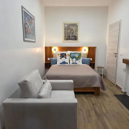 Porta Susa Express Apartment Turin