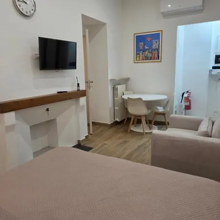 Porta Susa Express Apartmán *